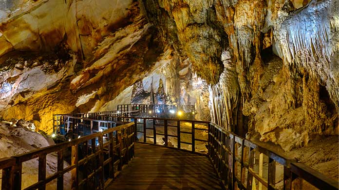 Cave Tours Business Image
