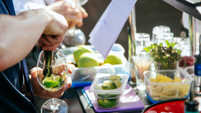 how to start a mobile bar business